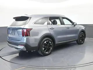 Kia Sorento 2024 S 4dr SUV