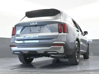 Kia Sorento 2024 S 4dr SUV