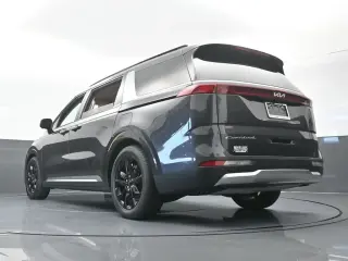 Kia Carnival 2022 SX 4dr Mini-Van