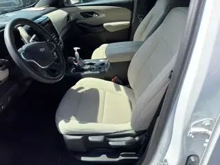Chevrolet Traverse 2022 LS 4dr SUV w/1LS