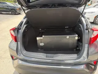 Toyota C-HR 2019 LE 4dr Crossover