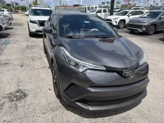 Toyota C-HR 2019 LE 4dr Crossover