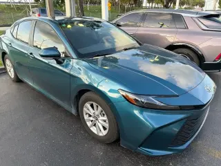 Toyota Camry 2025 SE 4dr Sedan