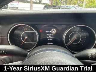 Jeep Wrangler Unlimited 2018 4x4 Sahara 4dr SUV (midyear release)