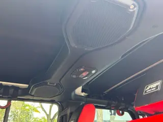 Jeep Wrangler Unlimited 2018 4x4 Sahara 4dr SUV (midyear release)