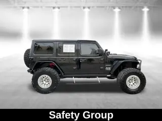 Jeep Wrangler Unlimited 2018 4x4 Sahara 4dr SUV (midyear release)