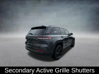 Jeep Grand Cherokee 2023 4x4 Altitude 4dr SUV