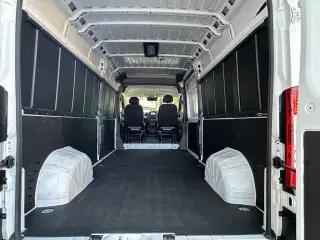 Ram ProMaster 2025 Tradesman 2500 159 WB 3dr High Roof Cargo Van w/o Passenger Seat