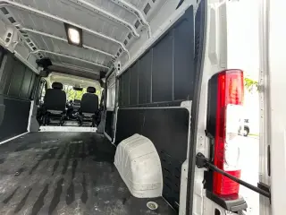 Ram ProMaster 2025 Tradesman 2500 159 WB 3dr High Roof Cargo Van w/o Passenger Seat