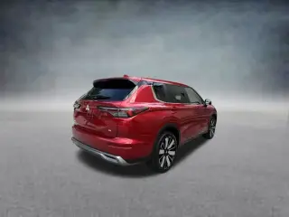 Mitsubishi Outlander 2025 SE 4dr SUV