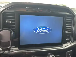 Ford F-150 2021 4x4 XL 4dr SuperCrew 5.5 ft. SB