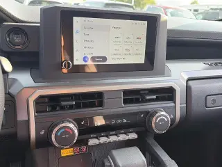 Toyota Tacoma 2024 4x2 SR5 4dr Double Cab 5.0 ft SB