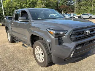 Toyota Tacoma 2024 4x2 SR5 4dr Double Cab 5.0 ft SB