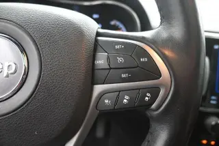Jeep Grand Cherokee 2019 4x2 Overland 4dr SUV