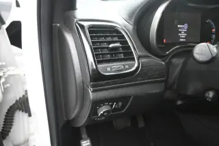 Jeep Grand Cherokee 2019 4x2 Overland 4dr SUV