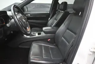 Jeep Grand Cherokee 2019 4x2 Overland 4dr SUV