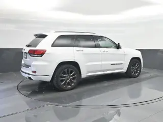 Jeep Grand Cherokee 2019 4x2 Overland 4dr SUV