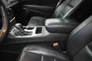 Jeep Grand Cherokee 2019 4x2 Overland 4dr SUV
