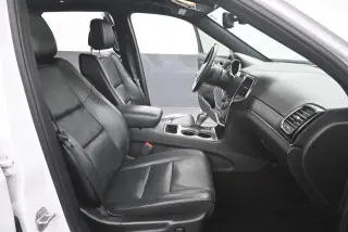 Jeep Grand Cherokee 2019 4x2 Overland 4dr SUV