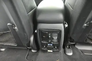 Jeep Grand Cherokee 2019 4x2 Overland 4dr SUV