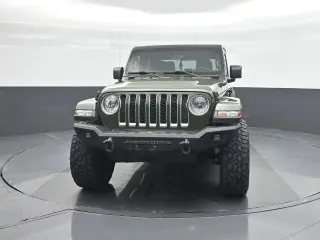 Jeep Gladiator 2022 4x4 Overland 4dr Crew Cab 5.0 ft. SB