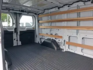 Ford Transit 2025 250 3dr SWB Low Roof Cargo Van