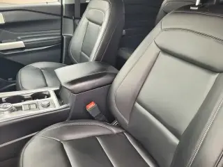 Ford Explorer 2023 AWD XLT 4dr SUV