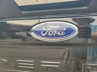 Ford F-250 Super Duty 2021 4x4 King Ranch 4dr Crew Cab 6.8 ft. SB Pickup