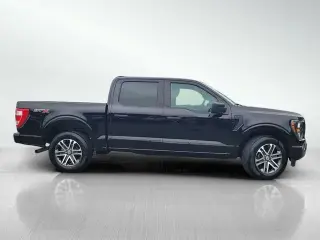 Ford F-150 2023 4x2 XL 4dr SuperCrew 5.5 ft. SB