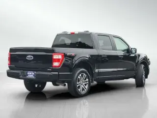 Ford F-150 2023 4x2 XL 4dr SuperCrew 5.5 ft. SB