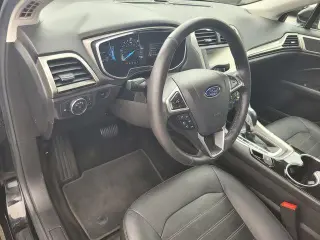 Ford Fusion Hybrid 2016 SE 4dr Sedan