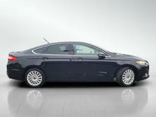Ford Fusion Hybrid 2016 SE 4dr Sedan