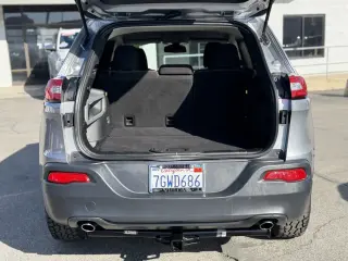 Jeep Cherokee 2014 4x4 Latitude 4dr SUV