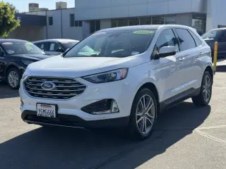 Ford Edge 2023 AWD Titanium 4dr Crossover
