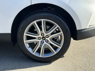 Ford Edge 2023 AWD Titanium 4dr Crossover