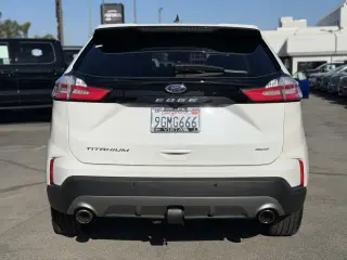 Ford Edge 2023 AWD Titanium 4dr Crossover