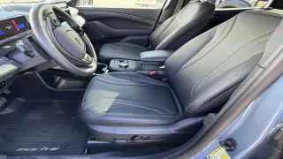 Ford Mustang Mach-E 2023 AWD Premium 4dr SUV