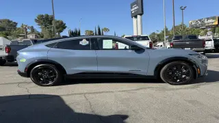 Ford Mustang Mach-E 2023 AWD Premium 4dr SUV
