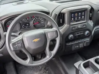 Chevrolet Silverado 1500 2025 4x2 Custom 4dr Crew Cab 5.8 ft. SB
