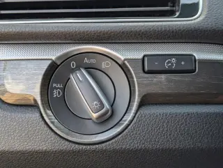 Volkswagen Passat 2017 1.8T SE 4dr Sedan w/Technology