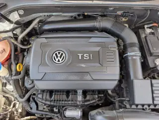 Volkswagen Passat 2017 1.8T SE 4dr Sedan w/Technology