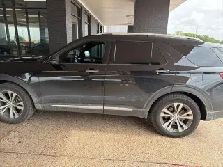 Ford Explorer 2020 AWD Platinum 4dr SUV