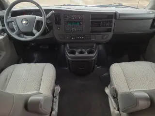 Chevrolet Express 2024 LT 3500 3dr Extended Passenger Van