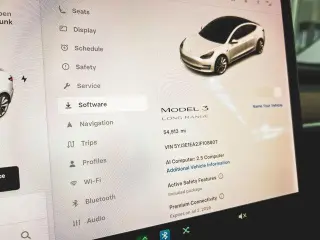 Tesla Model 3 2018 Mid Range 4dr Fastback