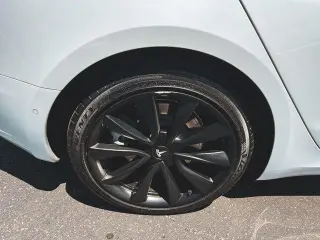 Tesla Model 3 2018 Mid Range 4dr Fastback