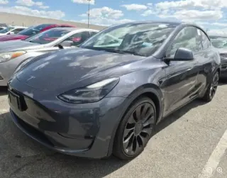 Tesla Model Y 2022 AWD Performance 4dr Crossover