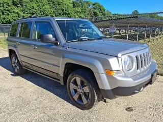 Jeep Patriot 2015 4x4 Latitude 4dr SUV