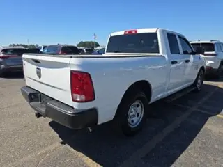 Ram 1500 Classic 2023 4x2 Tradesman 4dr Quad Cab 6.3 ft. SB Pickup