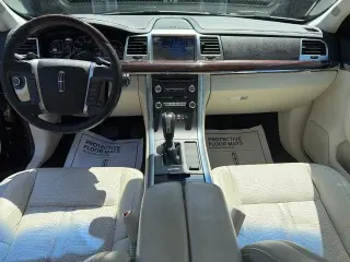 Lincoln MKS 2011 AWD 4dr Sedan