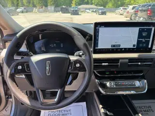 Lincoln Corsair 2023 AWD Standard 4dr SUV